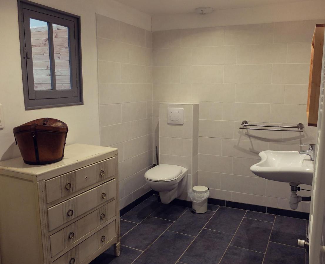 Le The Au Jardin Bed & Breakfast Saint-Julien-de-Civry Екстериор снимка